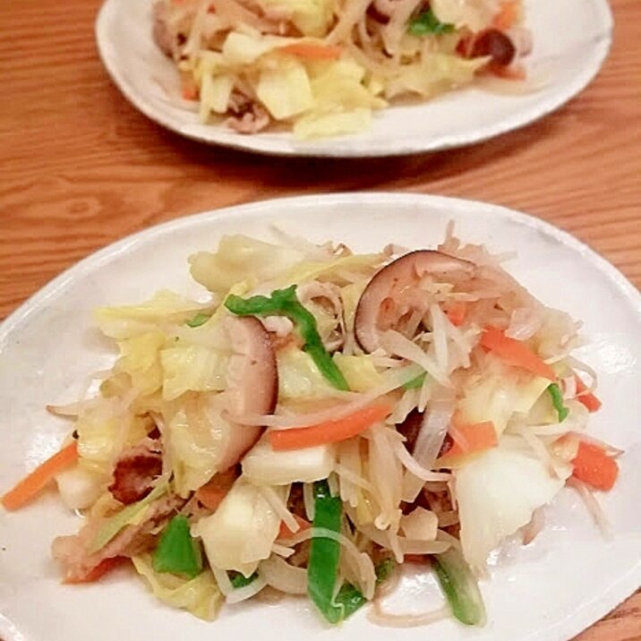 冷蔵庫にあるもの野菜で野菜炒め